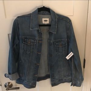 Old navy denim jacket new with tags never worn